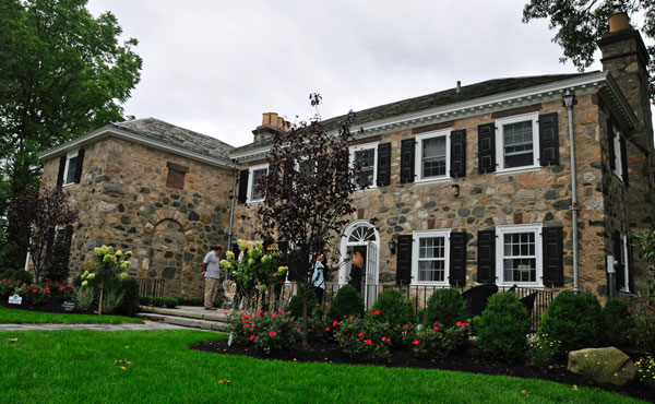 Cottage Ribbon Cutting